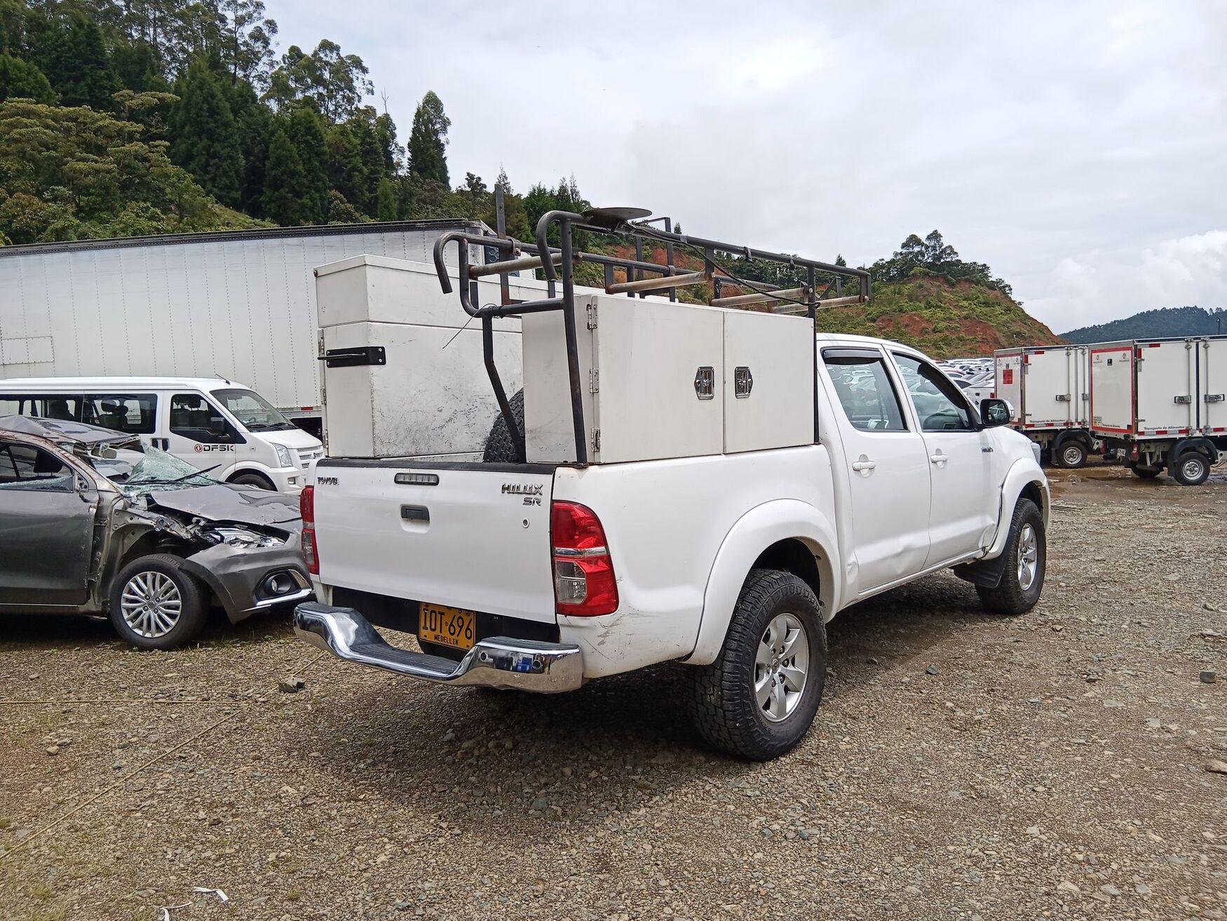 Toyota - Hilux - 2016 image number 9