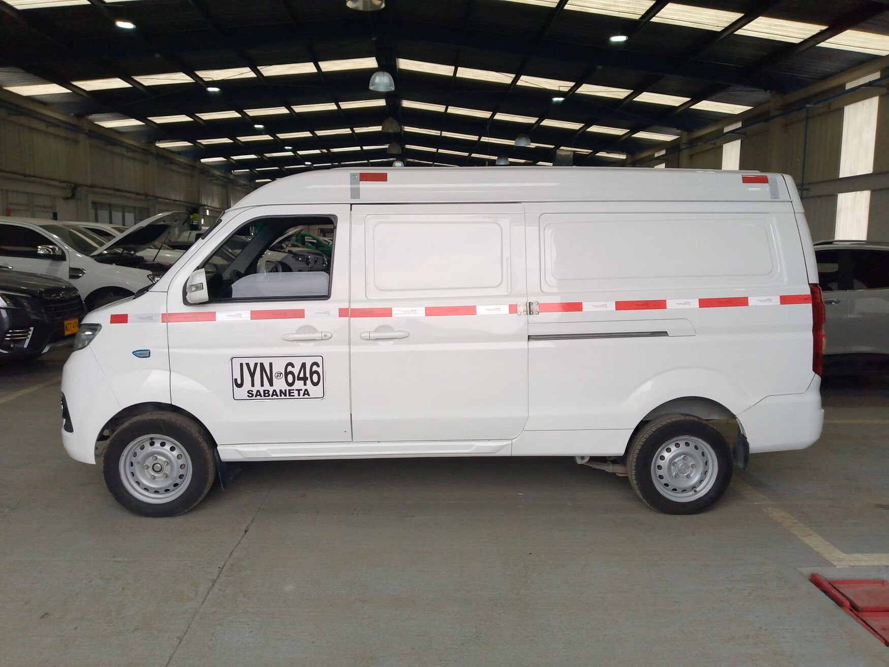 Dongfeng - E-Cargo 1T - 2021 image number 8