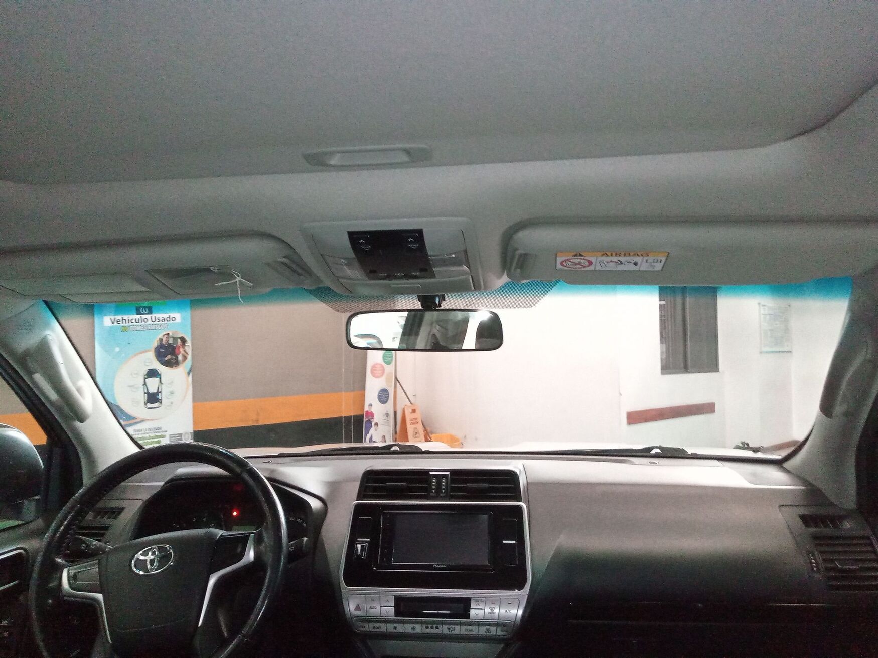 Toyota - Prado - 2019 image number 11