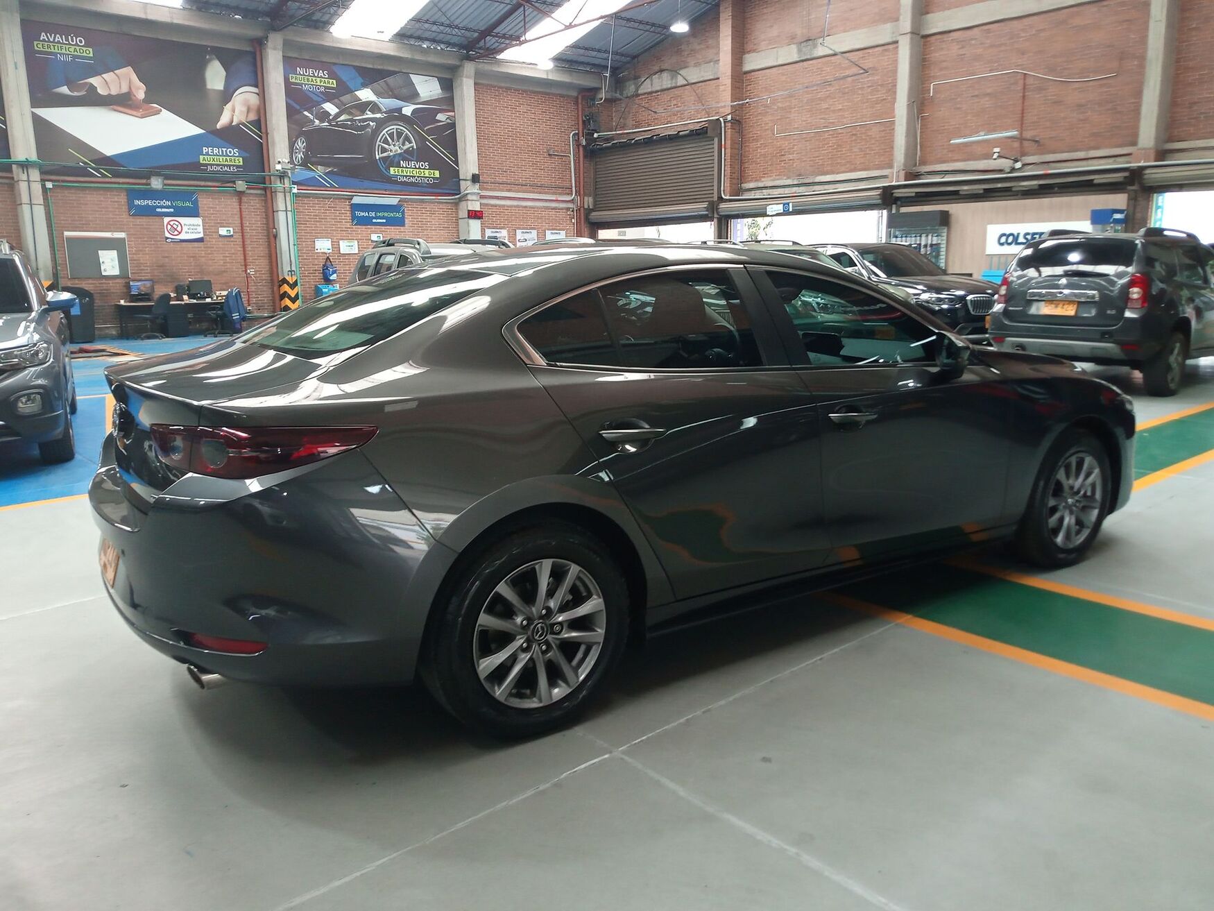 Mazda - 3 - 2021 image number 9