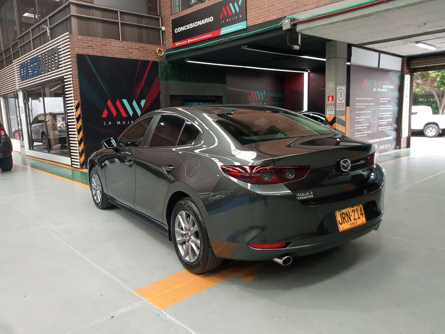 Mazda - 3 - 2021 image number 7