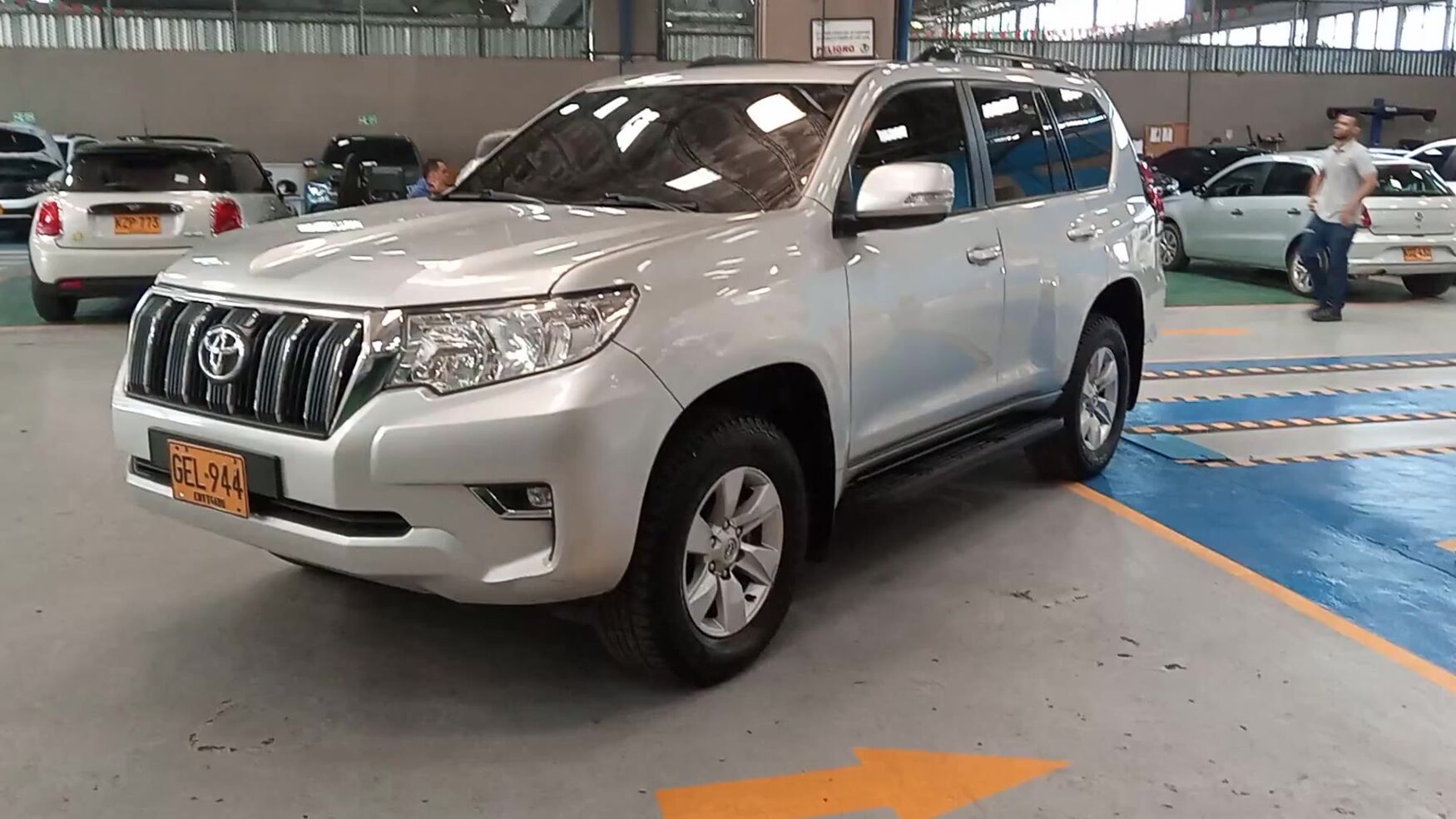 Toyota - Prado - 2019 image number 6