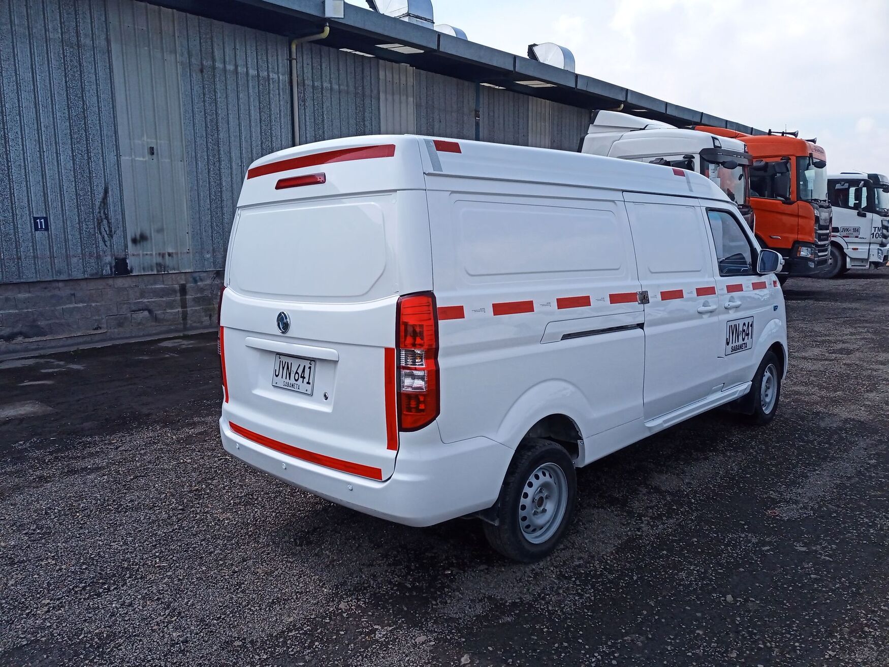 Dongfeng - E-Cargo 1T - 2021 image number 9